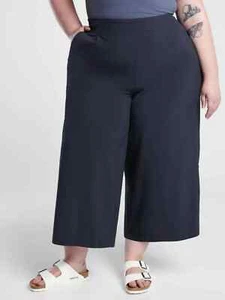 NUEVO CON ETIQUETAS**Pantalones capri cortos de pierna ancha Atleta Brooklyn** Talla grande 24** Azul marino** $89 - Imagen 1 de 6