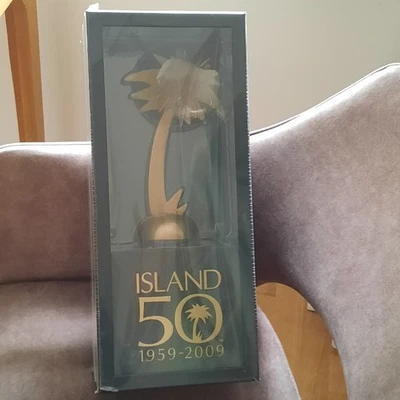 Island 50 -1959 - 2009 - 9 CD Boxset mit Palme - Neuwertig/NEU-noch verschweisst - Bild 1 von 3