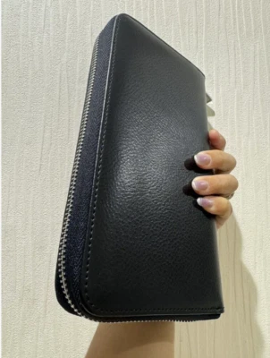 Cartera de seguridad con bloqueo RFID con tarjetero de identificación de crédito de gran capacidad de cuero para hombre Foto 1 de 4