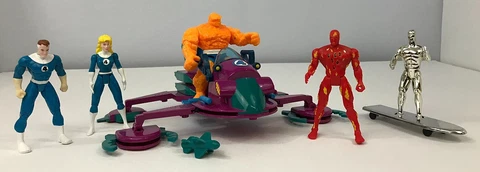 1995 Marvel The Thing's Sky Cycle PLUS Fantastic Four and Silver Surfer Figures Cover