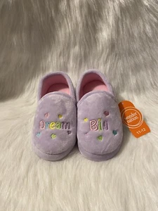 Wonder Nation Hausschuhe Mädchen Größe 11-12 "Dream Big" lila Herz Slipper Schuhe - Bild 1 von 4