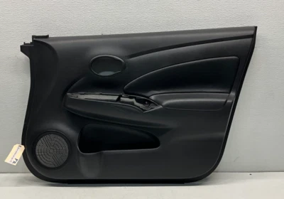 2013-2016 NISSAN VERSA FRONT RIGHT PASS SIDE INTERIOR DOOR PANEL TRIM OEM LOT007 - Image 1 of 4