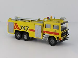 Conrad Model #4392 Volvo Fire Vehicle #747 Germany 1:50 Truck Scale T263