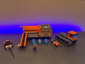 LEGO CITY: Arctic Base Camp (60036) - 90% complete with one minifigure