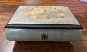 Wood Inlay Music Jewelry Box Floral Pattern Made In Italy Plays Isola Di Capri - Picture 1 of 13