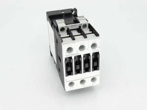SIEMENS 3RT1026-1BB44 CONTACTOR - Picture 1 of 4