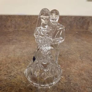 Topper de pastel de cristal Waterford para novia y novio de colección nuevo con etiqueta sin caja - Imagen 1 de 4