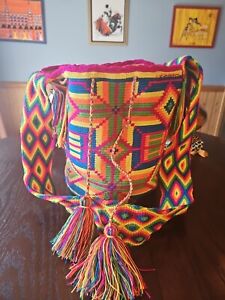 Columbian Handmade Wayuu Mochila Tribal Drawstring Tassel Drawstring Bag  NWOT