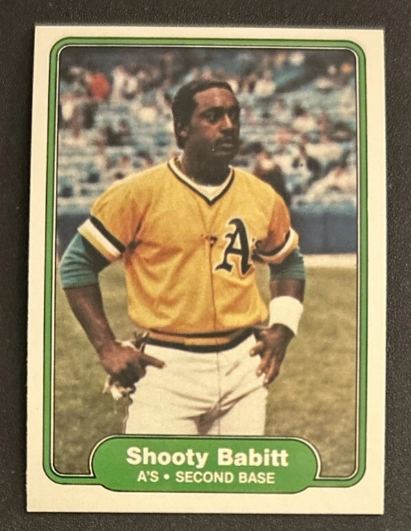 1982 Fleer Shooty Babitt Baseball Rookie Card (RC) #86 Athletics 2B VG O/C - Image 1 of 2