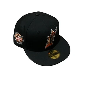 7 5/8 Hat Club Exclusive New Era 59Fifty Glow My God Miami Marlins - Picture 1 of 4