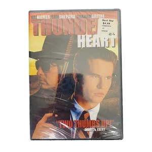 Thunderheart DVD Val Kilmer Sam Shepard Graham Greene Crime Thriller Movie Film - Foto 1 di 3