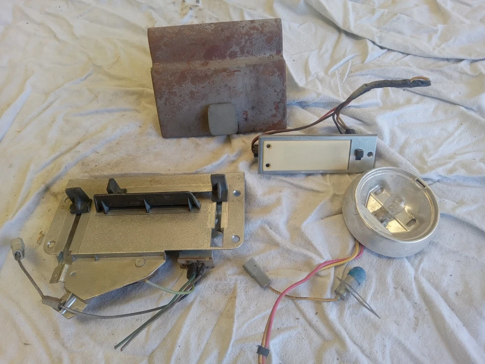 1968 69 70 Dodge зарядное устройство купол лиг нагреватель управления зажигания свет любезность пепельница - Изображение 1 из 4