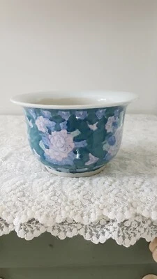 Maceta de porcelana china JARDINIERE borde verde blanco con labios Foto 1 de 4