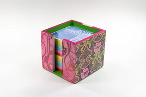 Zettelbox Rosa Frühling - Collage, Papierschnitt und Holz, signiert - Bild 1 von 3
