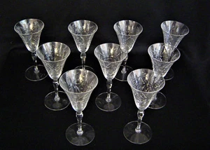 Juego de 9 cordiales de corte con patrón de mariposa circa 1910 - Imagen 1 de 4