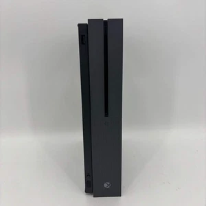 Sistema de consola Microsoft Xbox One S 500 GB solo Battlefield 1 Ltd. Edición 1681 - Imagen 1 de 10