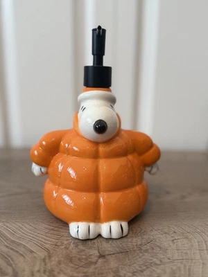 Jaqueta Peanuts Snoopy Puffer laranja Halloween sabonete para as mãos loção dispensadora bomba - Imagem 1 de 4