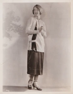 1925 Press Photo Actress Eleanor Boardman Models 2-Piece Black and White Frock - Picture 1 of 2