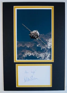 Helen Sharman Signed Autograph A4 photo display Space Shuttle Astronaut AFTAL - Picture 1 of 6