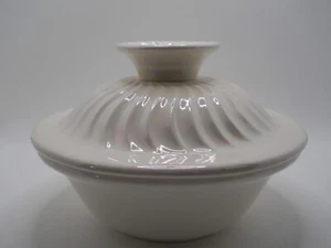 Maurice USA H701 Dish with Lid iridescent 6.5" W - Bild 1 von 6