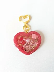 Handmade Resin Shaker Keyring Keychain Bagcharm Loveheart Newhome Gift Quicksand - Picture 1 of 5