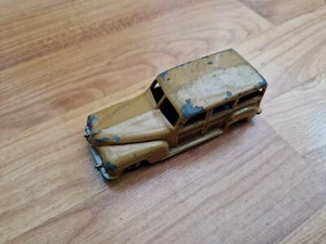VINTAGE 1950'S DINKY TOYS 344 PLYMOUTH WOODY ESTATE STATION WAGON CAR - Picture 1 of 3