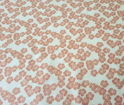 Niwa BTY P&B Textiles Boutique Asiático Floral Polvoriento Rosa Sobre Crudo Foto 1 de 3