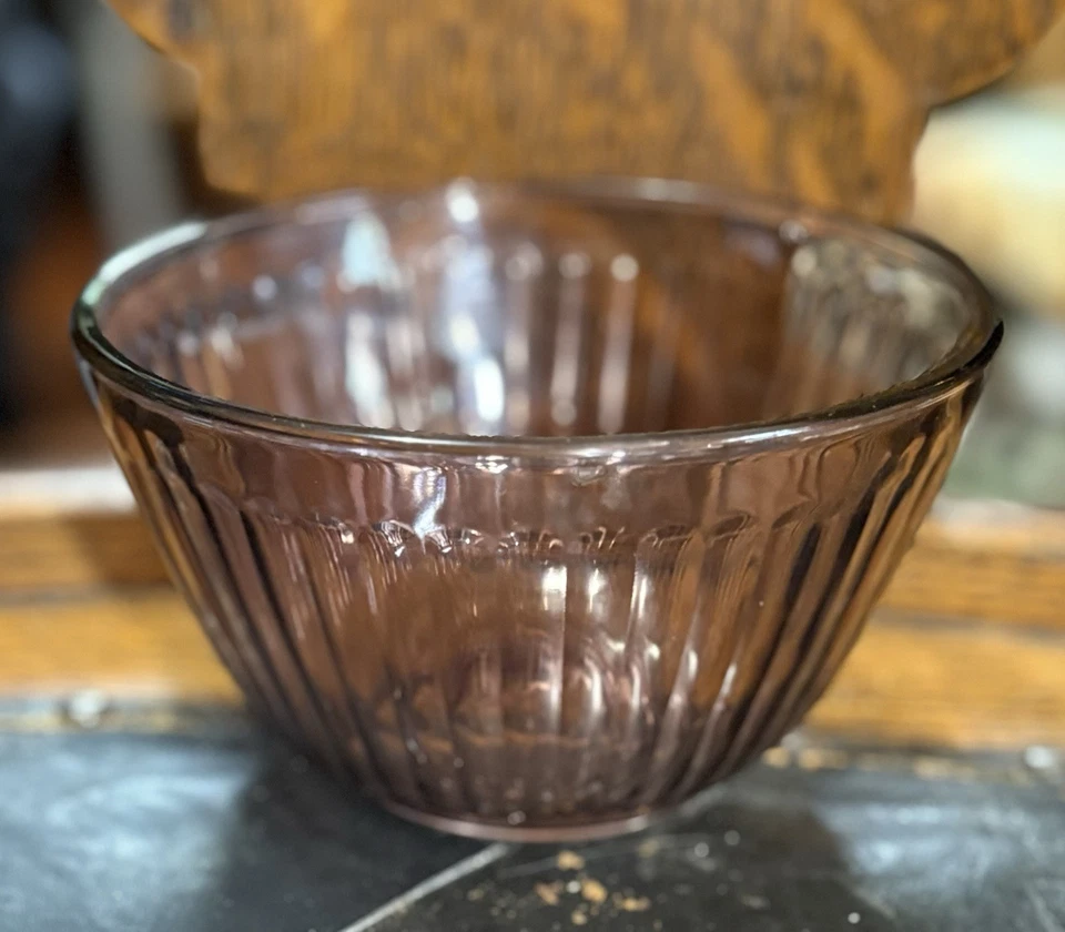 Vintage Pyrex Ribbed Cranberry Colored Bowl 7401-8  3 Cup - Image 1 of 4