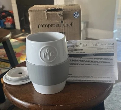 Pampered Chef Egg Cooker Microwave Ceramic Egg Cooker #1529 NIB Breakfast - Image 1 of 2