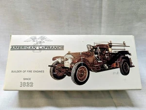 Conrad 1:43 FDNY E-5  FIRE American LaFrance Type 38 WITH BOX - Picture 1 of 4