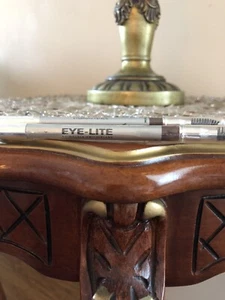 Mavala Switzerland Eye-Lite Eyebrow Pencil Marron - 2 Pack New - Picture 1 of 5