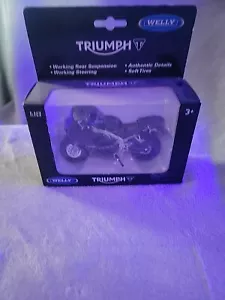Die Cast Motorcycle Black Triumph Daytona 955i, 1:18 Scale #12176 - Picture 1 of 4