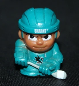 Figura TEENYMATES NHL SERIE 11 2025 - TIBURONES SAN JOSE - Mikael Granlund - Imagen 1 de 4