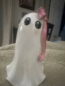 Cute Ghost Decorations Figurine with Pink Bow Halloween 2025 NEW! OG Viral HTF - Picture 1 of 6