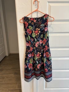 Vince Camuto Dress Sleeveless Black Floral Pink Women Size 4  - Picture 1 of 5