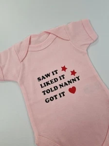 Divertido Bebé Crece-Impreso-Vi que le gustó a Niñera-Regalos de Baby Shower-Regalos para Bebé - Imagen 1 de 24