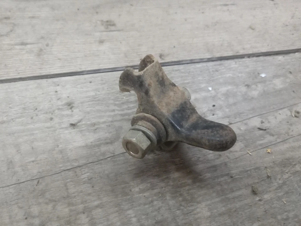 Suzuki TM 75 1975 pestillo de asiento tm75 mini cross original fabricante de equipos originales Foto 1 de 1