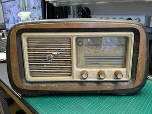 RADIO A VALVOLE GELOSO G114 /U ANNI '50 DA SISTEMARE - Foto 1 di 16