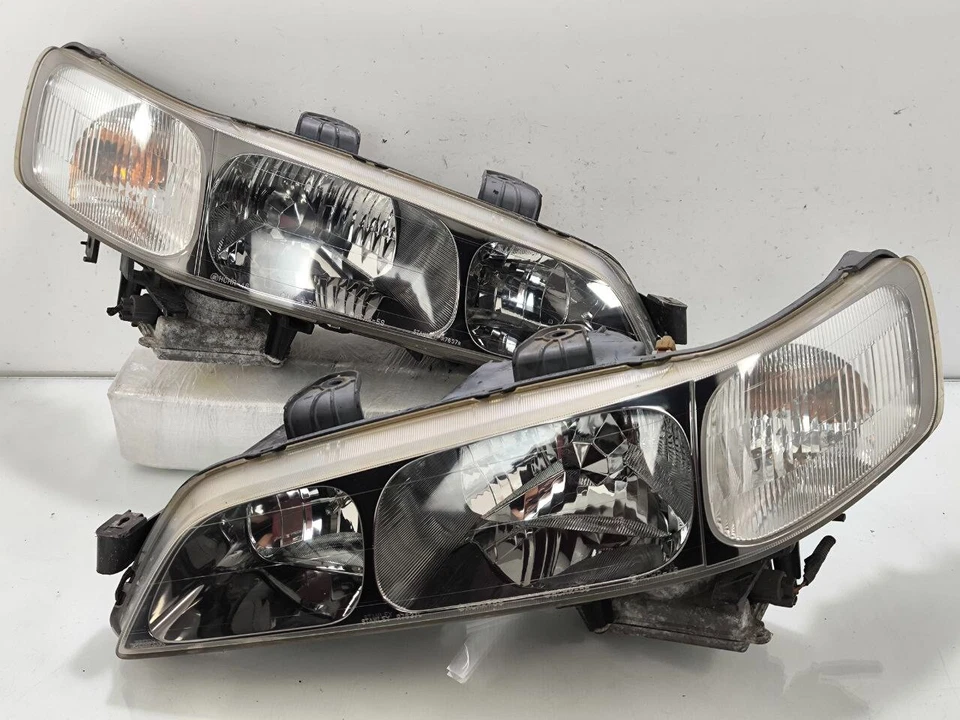 JDM 1998-2002 Honda Accord CF4 CF6 TITANIUM XENON HID Headlight Lights Lamp OEM - Image 1 of 4
