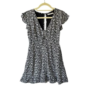 Abercrombie and Fitch mini dress Small Black white floral Keyhole Flutter sleeve - Picture 1 of 9