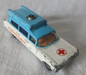 Vintage Corgi Toys Superior Ambulance On Cadillac Chassis - Picture 1 of 8