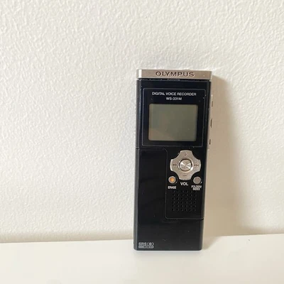 Olympus Digital Voice Recorder and WMA Music Player 2GB WS-331M - Image 1 of 4