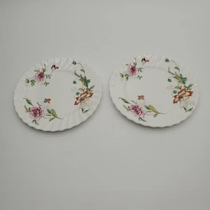 2 platos de ensalada vintage Royal Doulton Bone China con borde festoneado - Imagen 1 de 7