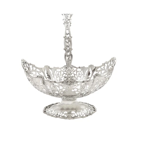 ANTIQUE GEORGE V STERLING SILVER PIERCED BASKET 1919 Cover