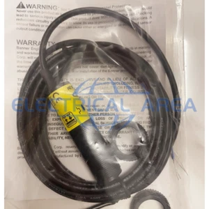1 STCK. NEU BANNER S18-2VPFF30-2M Lichtschranke Sensor schnelle Lieferung - Bild 1 von 9