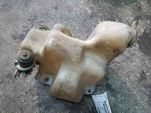 WASSERTANK SCHEIBENWISCHER PIAGGIO PORTER (96-08) CAB 2P/D 1.2 D - Bild 1 von 1