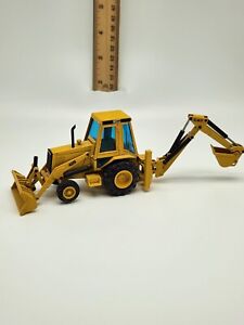 NZG Caterpillar Cat 428 Backhoe Loader 1:50 Scale Diecast Model #285 no Box