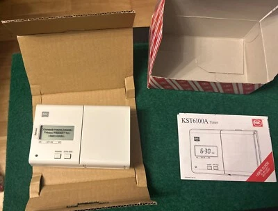 MK/Honeywell ST6100A 24 HOUR ELECTRONIC TIMERSWITCH ST6100A1019 WHITE B/NEW - Image 1 of 4
