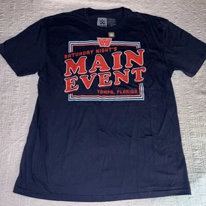 WWE Saturday Night's Main Event Tampa Yuengling Center Exclusive T-Shirt XL - Bild 1 von 2