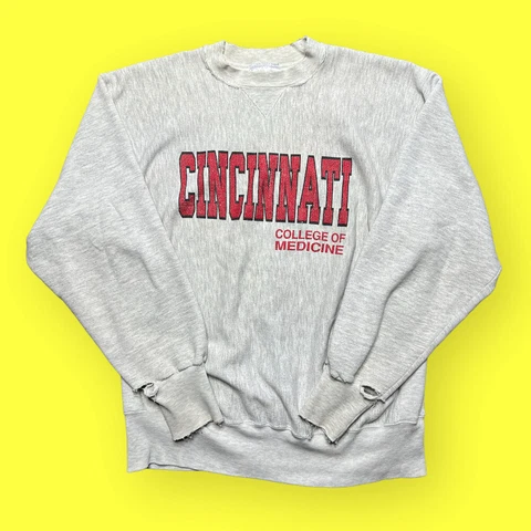 Vintage University Of Cincinnati Sweatshirt College Of Medicine Distressed 1980s Cover